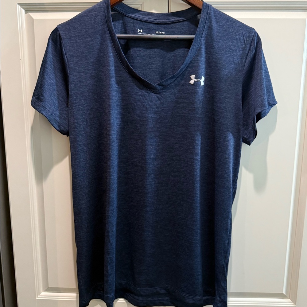 Under Armour  Women’s Blue V-Neck Shirt